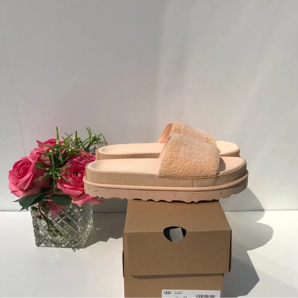 UGG Laton Slide - Picture 10 of 10